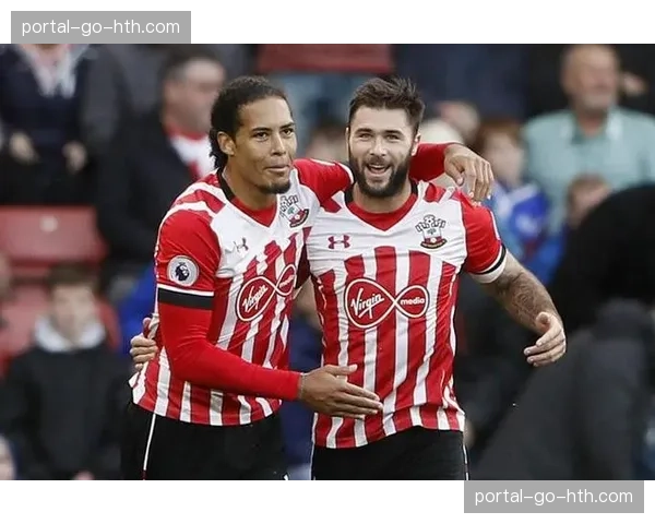 南安普顿3-2绝杀布伦特福德，积分追平倒数第四