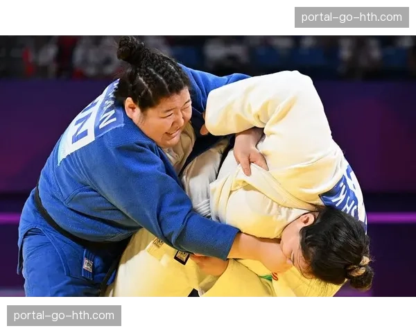世界柔道大满贯巴黎站：中国选手徐仕妍夺得女子78公斤以上级金牌